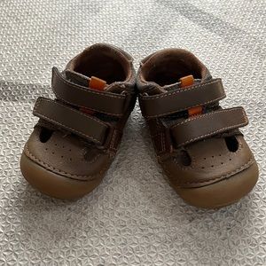 Stride Rite Baby/ walker shoes - size 3.